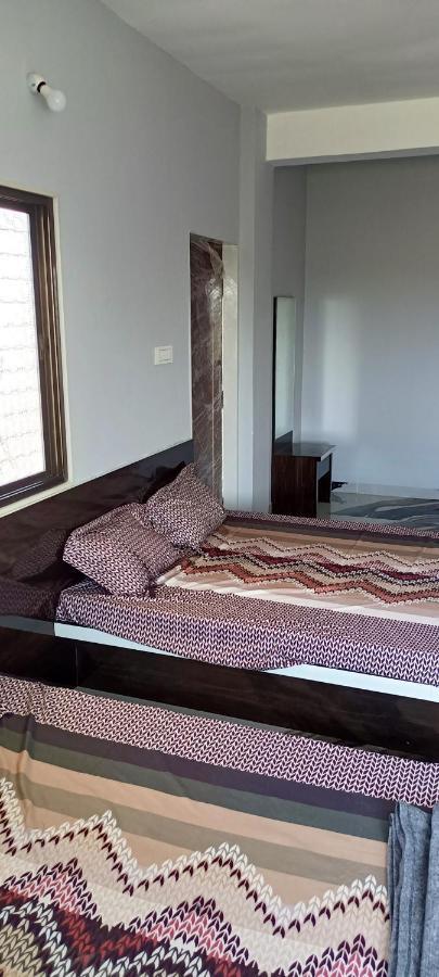 Matoshree Guesthouse Akalkot Kültér fotó